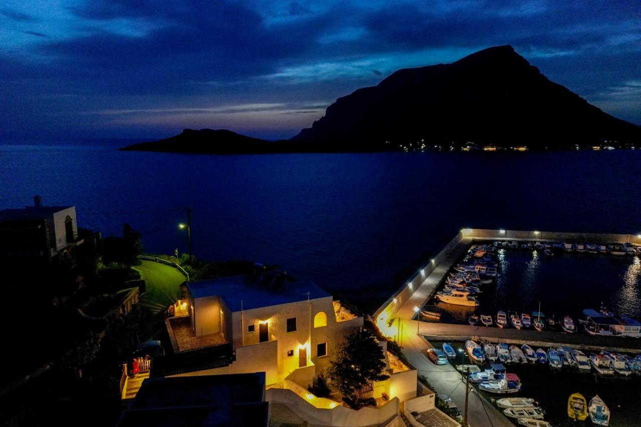 Pelagos Seafront Accommodation - Maria Миртеа Экстерьер фото
