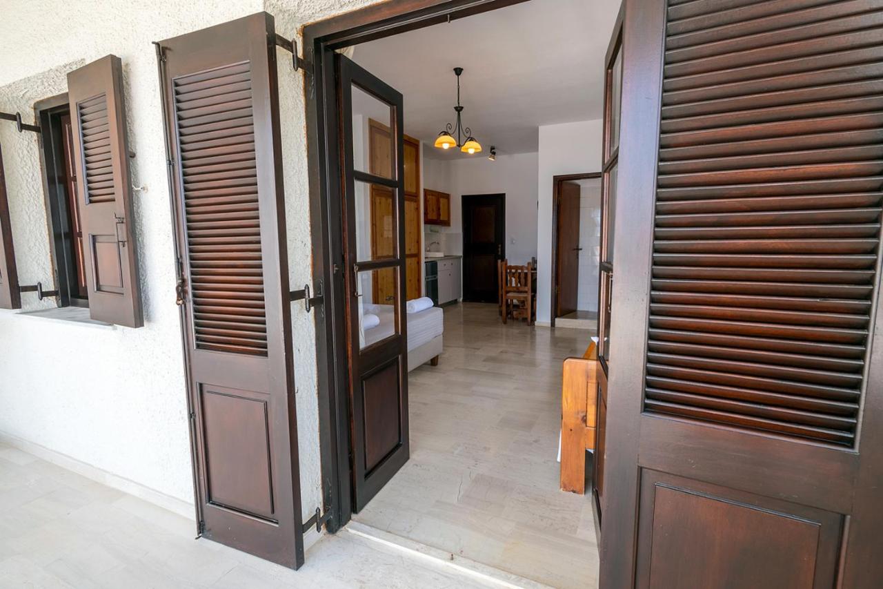Pelagos Seafront Accommodation - Maria Миртеа Экстерьер фото